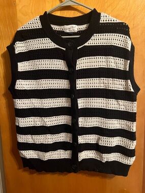 Universal Thread Black and White Striped Crochet Knit Button Front Vest